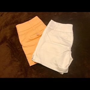 2 pairs of shorts